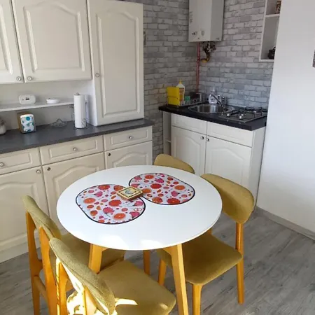 Na Dabrowki Apartment Klodzko