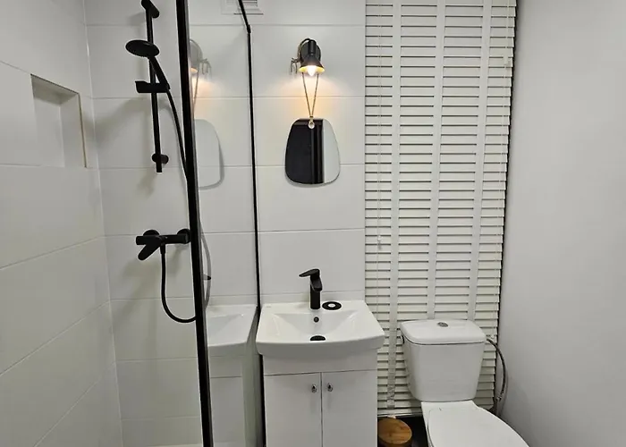 شقة Na Dabrowki كوادسكوم